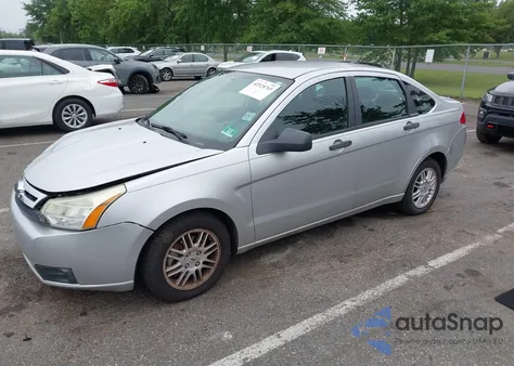 2010 Ford Focus Se z USA, uszkodzony, nr VIN 1FAHP3FN2AW131504